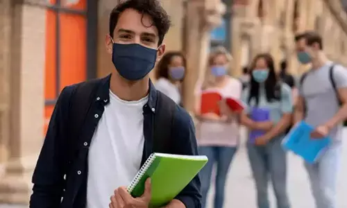 இங்கிலாந்தில் கல்விக்காக NRI மாணவர்கள் செலவழிக்கும் தொகை அதிகமா ?