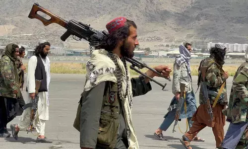 பாகிஸ்தான் பணத்தில் வர்த்தகம் செய்ய முடியாது !  - தாலிபான்கள் அதிரடி !