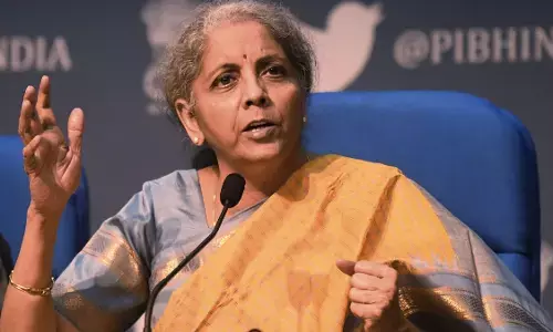 பொதுமான நிலக்கரி கையிருப்பில் உள்ளது., ஆதாரமற்ற தகவல்களை பரப்பாதீர்கள் - நிர்மலா சீதாராமன் காட்டம் !