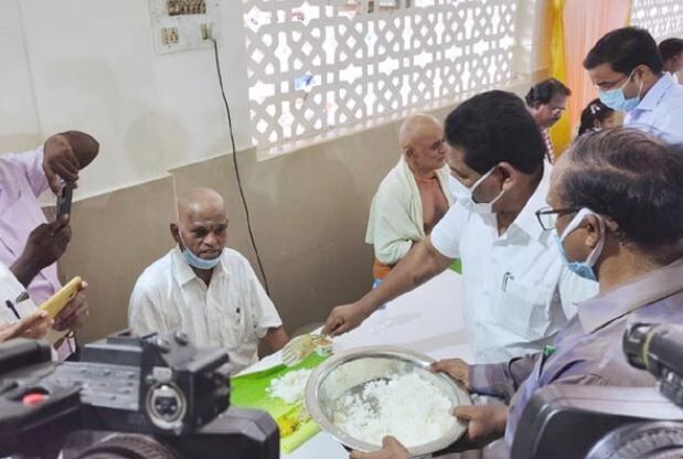 திருச்செந்தூர், திருத்தணி, சமயபுரம் உள்ளிட்ட கோயில்களில் 3 வேளை அன்னதான திட்டம் !