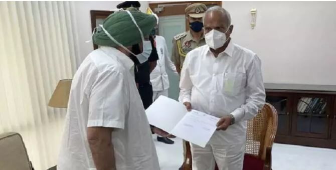 காங்கிரசால் 3வது முறையாக அவமானப்படுத்தப்பட்டேன்! - பதவியை ராஜினாமா செய்த பஞ்சாப் முதலமைச்சர்!