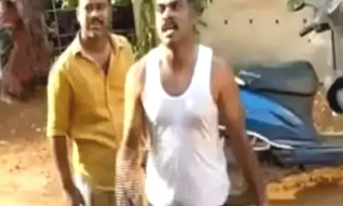 சென்னையில் அதிர்ச்சி ! பெண்ணிடம் நிர்வாணமாக சண்டையிட்ட தலைமைக் காவலர் !