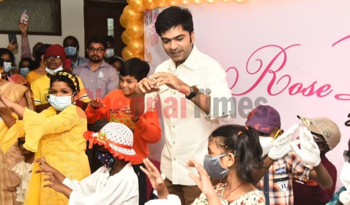 நீங்கள்தான் உண்மையான லிட்டில் சூப்பர் ஸ்டார் - புற்றுநோய் குழந்தைகளை ஊக்கப்படுத்திய சிம்பு!