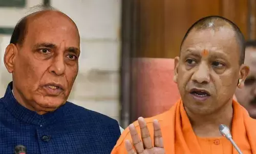 சனாதன தர்மம் நழுவாமலும் ,பன்முகத்திறமை கொண்ட இவரது பெயரை கேட்டாலே குற்றவாளிகள் நடுங்குகின்றன யோகியின் நேர்மையை யாரும் சந்தேக பட முடியாது ! - ராஜ்நாத் சிங்.