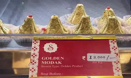 தங்கத்தால் செய்யப்படும் கொழுக்கட்டை: பண்டிகை காலத்தில் மக்களிடம் அதிக வரவேற்பு !