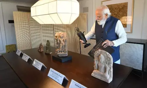 அமெரிக்காவில் மீட்கப்பட்ட 157 இந்திய புராதன சின்னங்களுடன் நாடு திரும்பும் பிரதமர் மோடி!