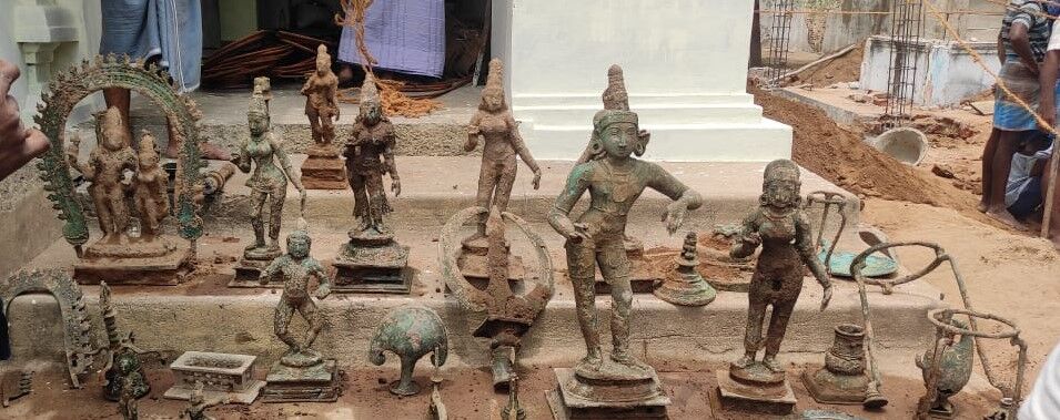 நாகையில் சோழர் காலத்து ஐம்பொன் சிலைகள் கண்டெடுப்பு !