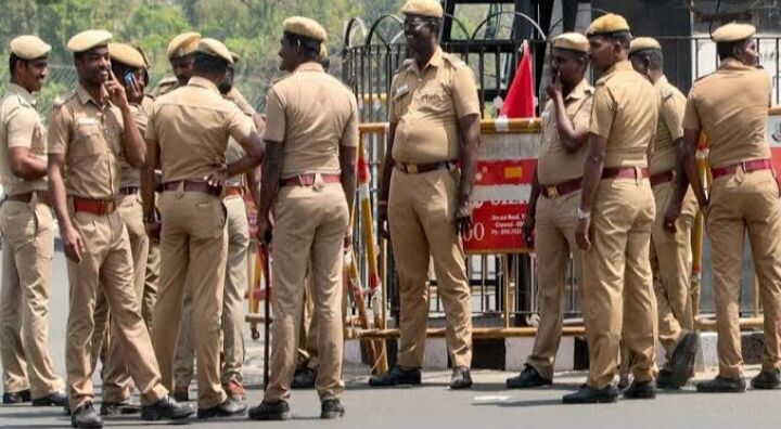 திருப்பூர் மாவட்டத்தில் வங்கதேச ஊடுருவல்காரர்களை சுற்றி வளைத்த போலீஸ் !