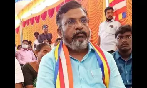போலீஸ்காரங்க எங்களை ஒரு கட்சியாவே மதிக்கலை - விசும்பும் திருமாவளவன்