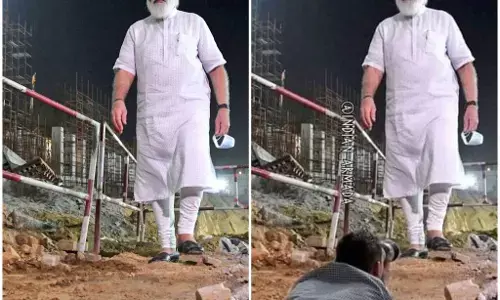 ஸ்கூல் படிக்கும் பையனுக்கு கூட வித்தியாசம் தெரியும் - பிரதமருக்கு எதிராக போட்டோஷாப் வேலையில் இறங்கிய பீட்டர் அல்போன்ஸ்..!