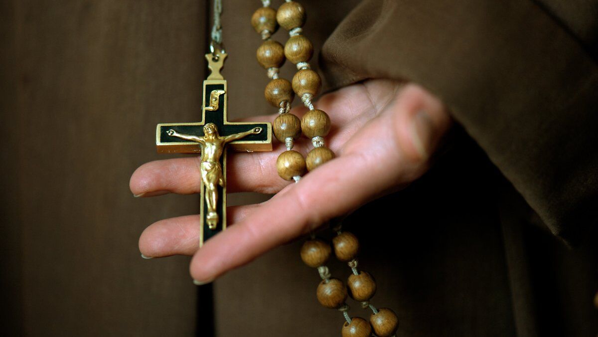 கத்தோலிக்க போர்வையின் கீழ் பாலியல் துஷ்பிரயோகம்: வெளியான அறிக்கை முடிவு!