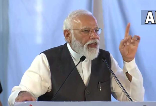 கொரோனா தடுப்பூசியில் உலகம் முழுமைக்கும் வழிகாட்டியது இந்தியா! - பிரதமர் மோடி பெருமிதம்!