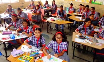 தமிழக அரசு கட்டுப்பாடுகள் ! குமுறும் தனியார் பள்ளிகள்!