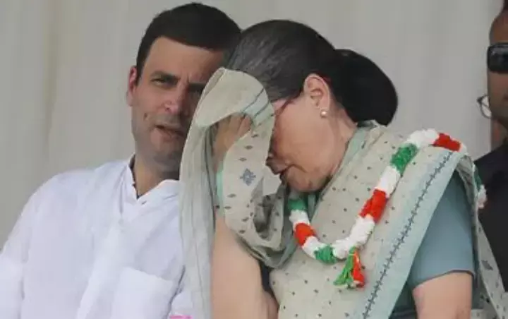 காலம் போன கடைசியில் காரிய கமிட்டி கூட்டம் கூட்டும் காங்கிரஸ் !