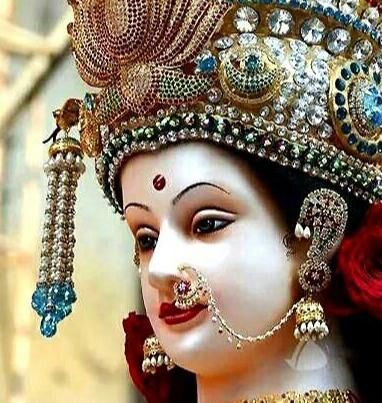 ஹைதராபாத்தில் 42 அடி உயர துர்கா தேவி சிலையின் புகைப்படங்கள் வைரல்!