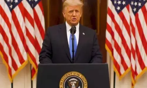 தனியாக சமூக வலைதளத்தை தொடங்கிய அமெரிக்க முன்னாள் அதிபர் டிரம்ப்!