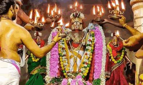 சிக்கல் தீர்க்கும் சிக்கல் சிங்கார வேலன் !