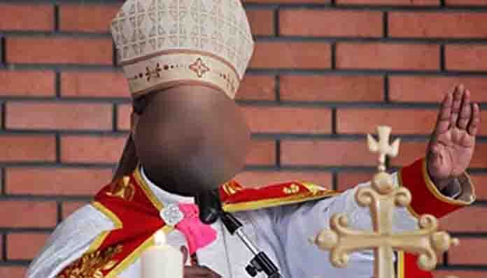 வாக்குச்சீட்டையே அபேஸ் பண்ண பாதிரியார் : தென்னிந்திய திருச்சபையின் தூத்துக்குடி - நாசரேத் திருமண்டல தேர்தலில் முறைகேடு !