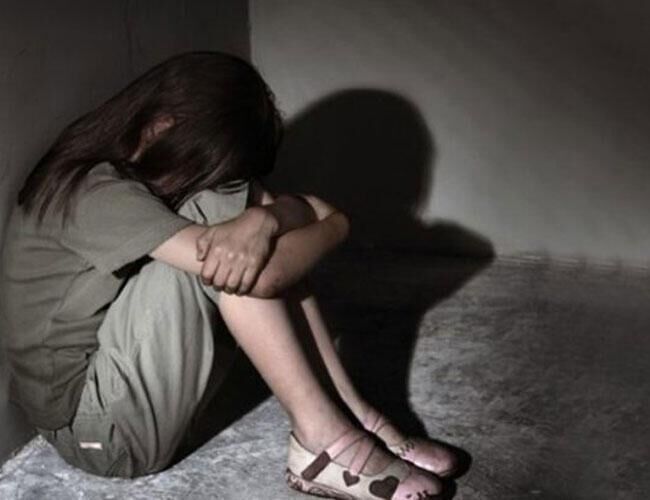 புதுச்சேரி: மசாஜ் சென்டரில் 17 வயது சிறுமிக்கு பாலியல் வன்கொடுமை:40 பேர் மீது போக்சோ சட்டத்தின் கீழ் வழக்குப்பதிவு!