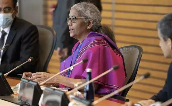 தமிழகத்திற்கு 2 ஆயிரத்து 240 கோடி ரூபாய் ஜி.எஸ்.டி தொகையை விடுவித்து மத்திய அரசு அசத்தல் ! தமிழகத்திற்கு 2 ஆயிரத்து 240 கோடி ரூபாய் ஜி.எஸ்.டி தொகையை விடுவித்து மத்திய அரசு அசத்தல் !