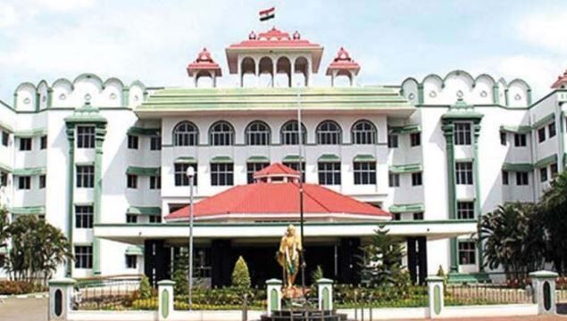 வன்னியர்களுக்கு 10.5 சதவீத இடஒதுக்கீடு ரத்து: உயர்நீதிமன்ற மதுரை கிளை பரபரப்பு தீர்ப்பு!