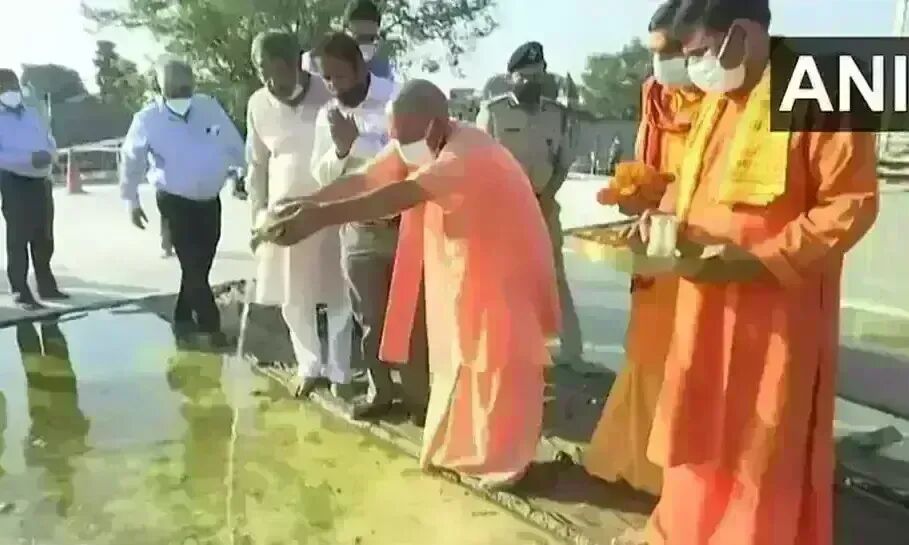 ஆப்கானிஸ்தான் சிறுமி : அயோத்தி ராமர் கோயில் கட்டுமானத்திற்கு காபூல் நதி நீரை பாட்டிலில் அடைத்து, பிரதமர் மோடிக்கு அனுப்பினார் !