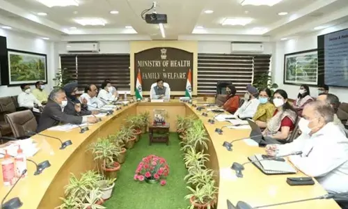 டெல்லியில் டெங்குவால் உயிரிழந்தவர்கள் எண்ணிக்கை கணக்கில் வரலை? மத்திய அமைச்சர் அதிர்ச்சி தகவல் !