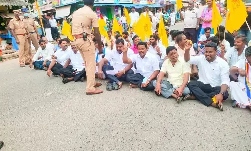 10.5 சதவீத இடஒதுக்கீடு ரத்து: அண்ணா எழுதிய நாடகத்தின் தலைப்பு தான் நினைவுக்கு வருகிறது! - ராமதாஸ் பரபரப்பு அறிக்கை!