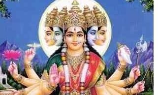 காயத்ரி மந்திரம் என்பது மிகவும் சக்தி படைத்த தெய்வீக மந்திரங்களுள் ஒன்று !