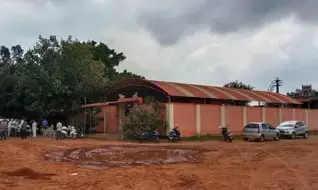 பல்லடத்தில் பெருமாள் கோவிலுக்கு சொந்தமான நிலத்தை  ஆக்கிரமித்து, கட்டிடம் கட்டும் முயற்சி !