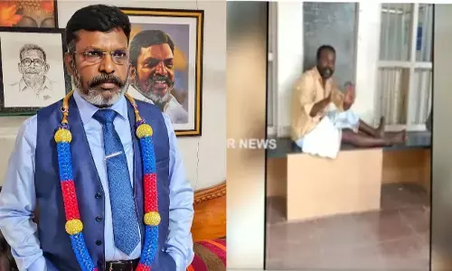 யாரை வேணாலும் கூப்பிடு - போதையில் பெட்ரோல் பங்க் மீது காரை ஏத்திய சிறுத்தை குட்டி ஆவேசம்