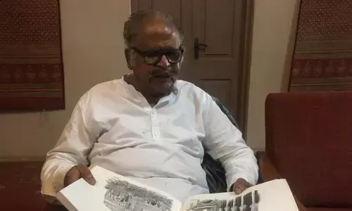 பார்வையிழந்த போதிலும் மதுரையை தத்ரூபமாக காட்டிய ஓவியர் மனோகர் தேவதாஸ்! ஊடக வெளிச்சம் படாதவர்களுக்கும் பத்ம விருது வழங்கி கௌரவிக்கும் மத்திய அரசு!