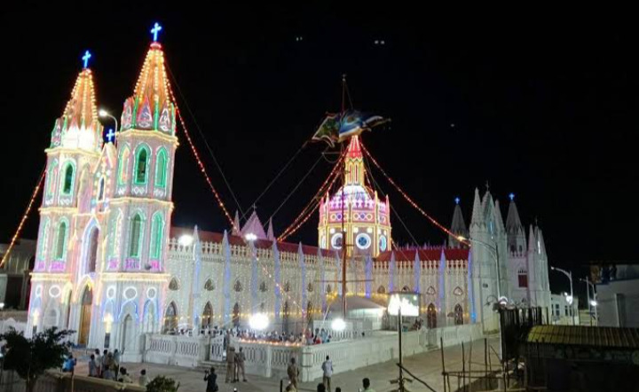 வேளாங்கண்ணி கோவில் இந்து அம்மன் ஆலயமே - கிளம்பிய சர்ச்சை கருத்து !