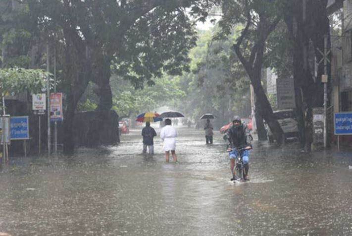 சென்னையை நெருங்கிய காற்றழுத்த தாழ்வு மண்டலம்: தாம்பரத்தில் பதிவான அதிகபட்ச மழை!