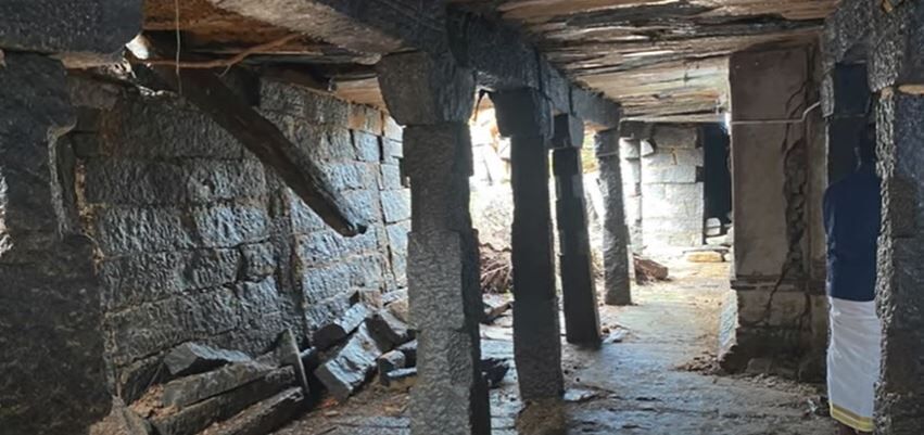 பாழடைந்த நிலையில் பாபுராயன் பேட்டை வரதராஜ பெருமாள் கோயில்: கண்டுகொள்ளாத இந்து சமய அறநிலையத்துறை!