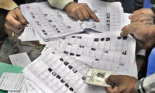 தமிழகத்தில் வாக்காளர் பட்டியலில் பெயர் சேர்க்க, நீக்க இன்று சிறப்பு முகாம்!