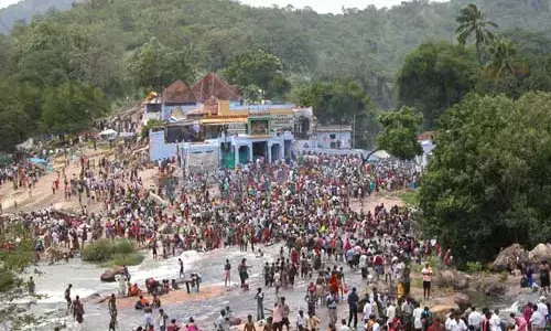 நெல்லை: சொரிமுத்து அய்யனார் கோயிலுக்கு பக்தர்கள் செல்வதற்கு தடை!