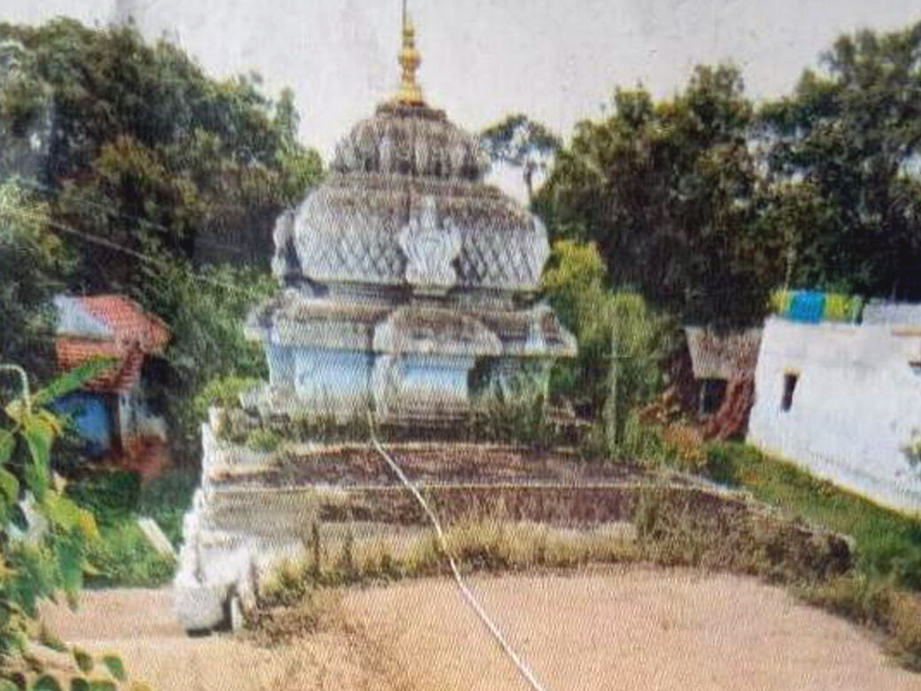 அவினாசி அருகே பராமரிப்பின்றி இருக்கும் வரதாரஜ பெருமாள் கோயில்: கண்டு கொள்ளுமா இந்து சமய அறநிலையத்துறை?