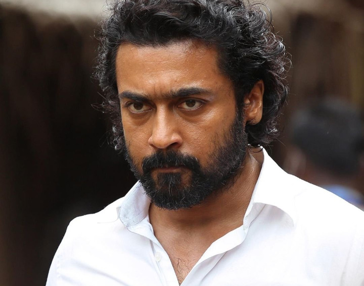 'ஜெய்பீம்' விவகாரம் - 
வன்னியர்களை இழிவுபடுத்திய சூர்யா ரூ.5 கோடி இழப்பீடு தர அதிரடியாக நோட்டீஸ் !