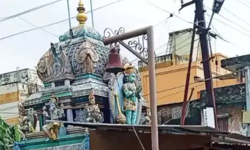 சிதம்பரம்: பா.ஜ.க. எதிர்ப்பை தொடர்ந்து 2 கோயிலை இடிக்கும் பணியை தற்காலிகமாக கைவிட்ட அரசு!