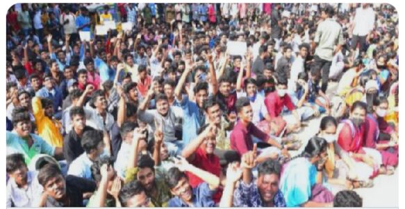 அறவழியில் மாணவர்கள் போராட்டம், அடக்க நினைக்கும் தி.மு.க - 90 மாணவர்கள் கைது !