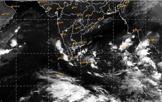 தமிழகம், புதுச்சேரியில் 3 நாட்கள் அதிகனமழை: இந்திய வானிலை ஆய்வு மையம் எச்சரிக்கை!