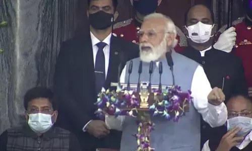 ஊழல் செய்பவர்கள் அரசியலில் ஈடுபடக்கூடாது: இந்திய அரசியலமைப்பு தினத்தில் பிரதமர் மோடி உரை!