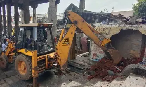 விருத்தகிரீஸ்வரர் கோயில் இடத்தில் சட்டவிரோதமாக கட்டப்பட்ட 12 கடைகள் அகற்றம்!