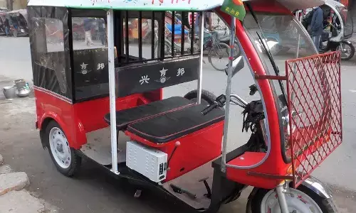 பொது அறிவு கேள்விகளுக்கு விடை அளித்தால் இலவச ஆட்டோ பயணம் !