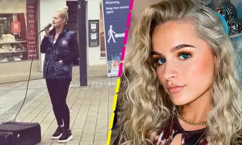 பாட்டின் மூலம் கிடைத்த பணத்தை பசித்தவருக்கு கொடுத்து உதவிய பெண்:    வீடியோ வைரல் !