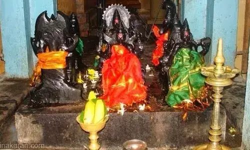 நவகிரகங்களுக்கு அர்பணிக்க வேண்டியவை என்ன? அவ்வாறு செய்தால் நிகழும் அதிசயங்கள் !