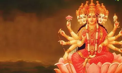 காயத்ரி மந்திரம் என்பது மிகவும் சக்தி படைத்த தெய்வீக மந்திரங்களுள் ஒன்று !