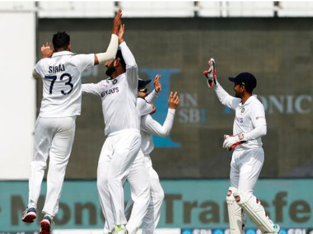 மும்பை டெஸ்ட் போட்டி: 62 ரன்களில் ஆல் அவுட்டான நியூசிலாந்து!