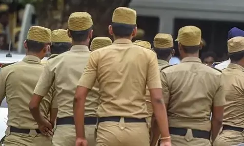 அரசியல் தலையீடு! ஓவர் வேலை! பணி அழுத்தம் காரணமாக திருநெல்வேலி போலீசார் 30 பேர் விருப்ப ஓய்வு!